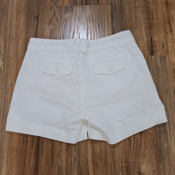 Alfred Sung White Shorts - Picture 3 of 6